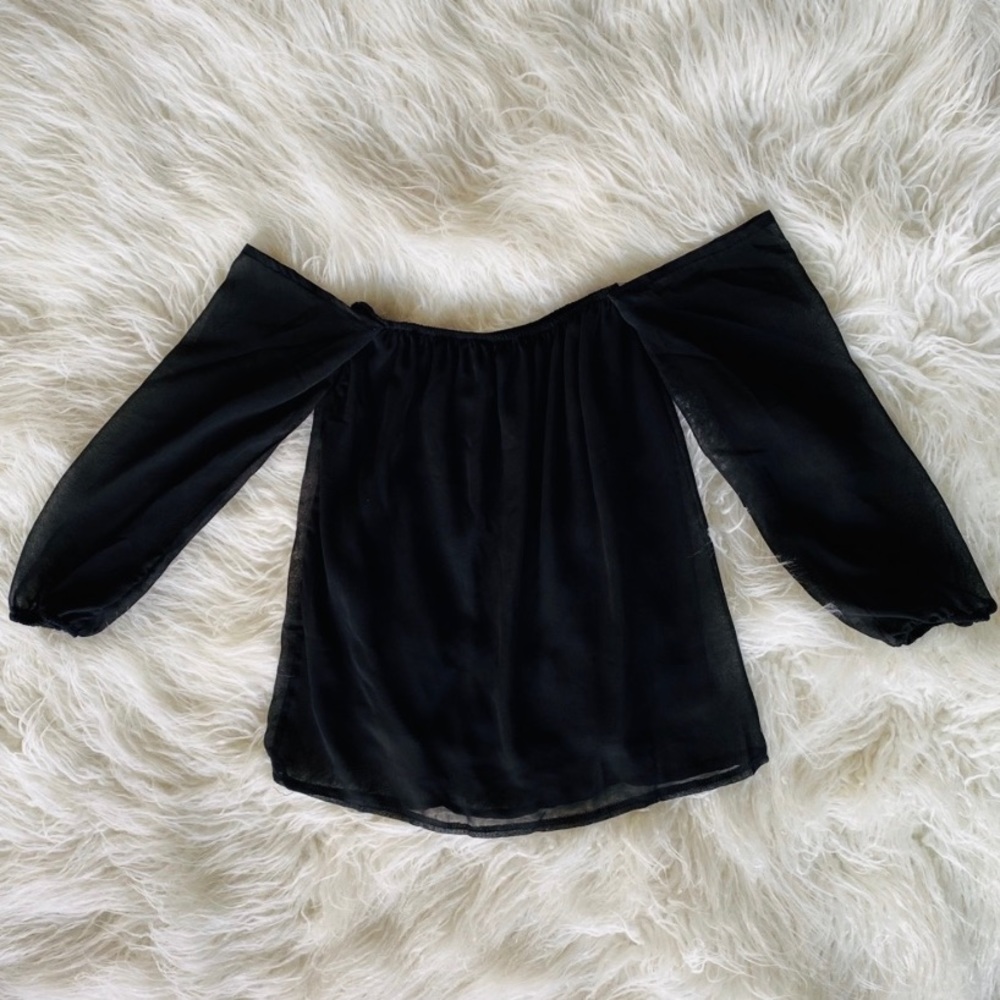 ✨SABO SKIRT✨ - Off Shoulder Sheer Top